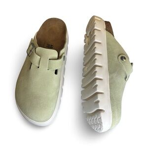 PAPILLIO by BIRKENSTOCK Chunky Boston In faded lime green